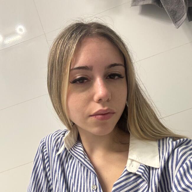 Babysitter in Montevideo: Mia