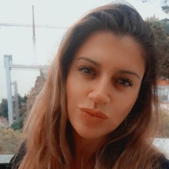 Trabalhos de ama em Seixal: Trabalho de babysitting Amanda