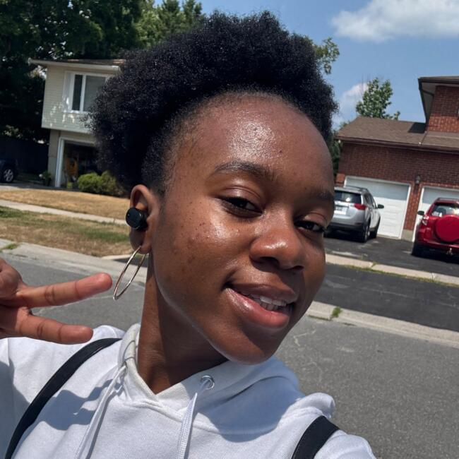 Baby-sitter in Oshawa: Favour