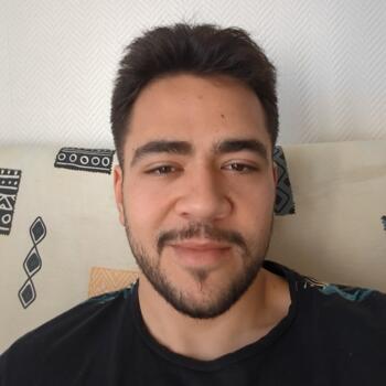 Babysitter in Nantes: Karim