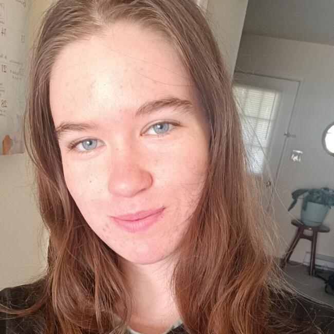 Babysitter in Akron (Pennsylvania): Julia