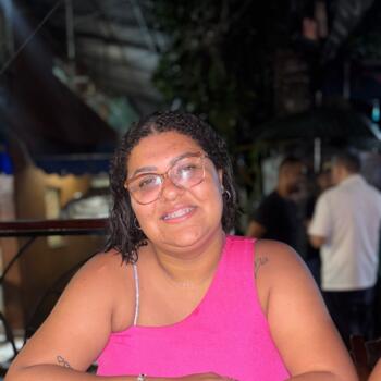 Babá Juiz de Fora: Loren