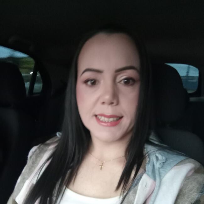 Babysitter in Joinville: Pamela
