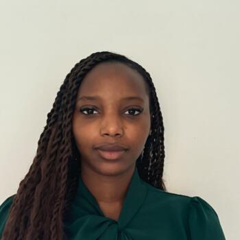 Babysitter London: Sannah-Kaye