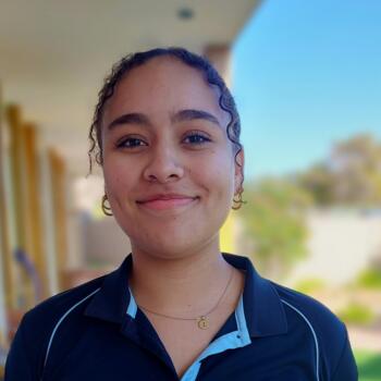 Babysitter Perth: Luana