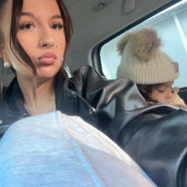 Babysitter in Panazol: Célia