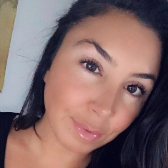 Babysitter in Carouge: Cherguia