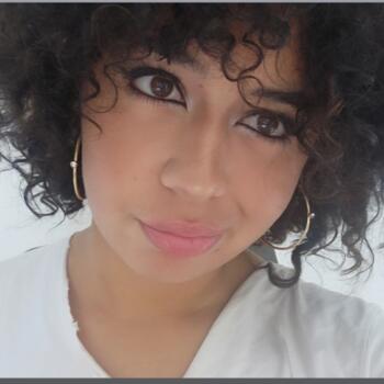 Baby-sitter Puteaux: Lou-Ann