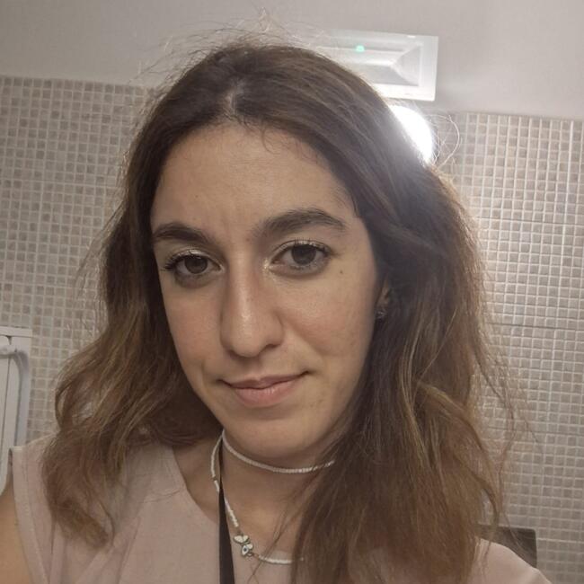 Babysitter a Pescara: Antonella