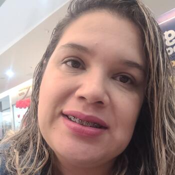 Babá Embu das Artes: Karina