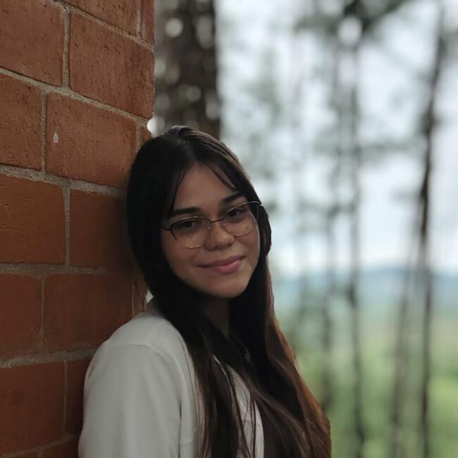 Babysitter in Chitré: Justine