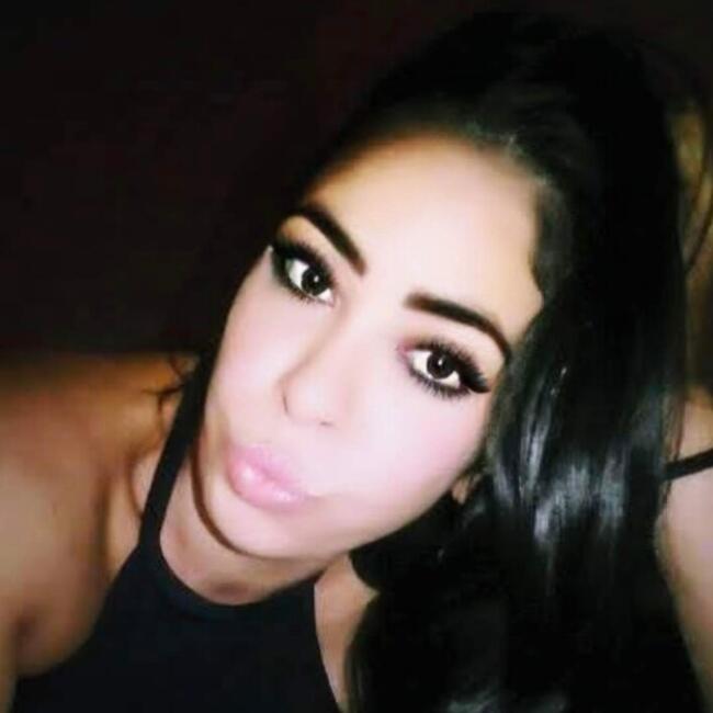 Babysitter in São Sebastião: Mary