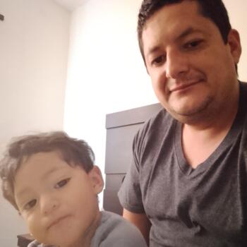 Babysitting job in Cuautitlán Izcalli: babysitting job Cristian