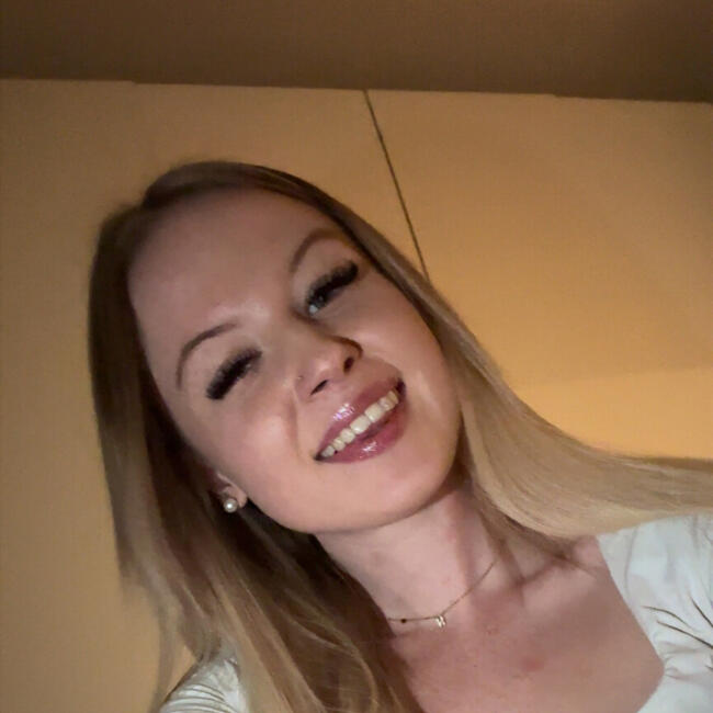 Babysitter in Ebergassing: Nadja