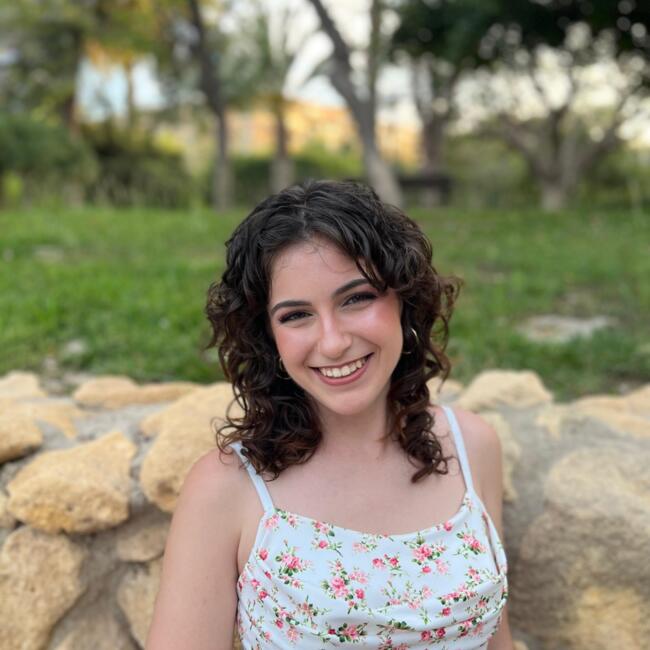 Babysitter in San Vicent del Raspeig: Sandra Mezquida García