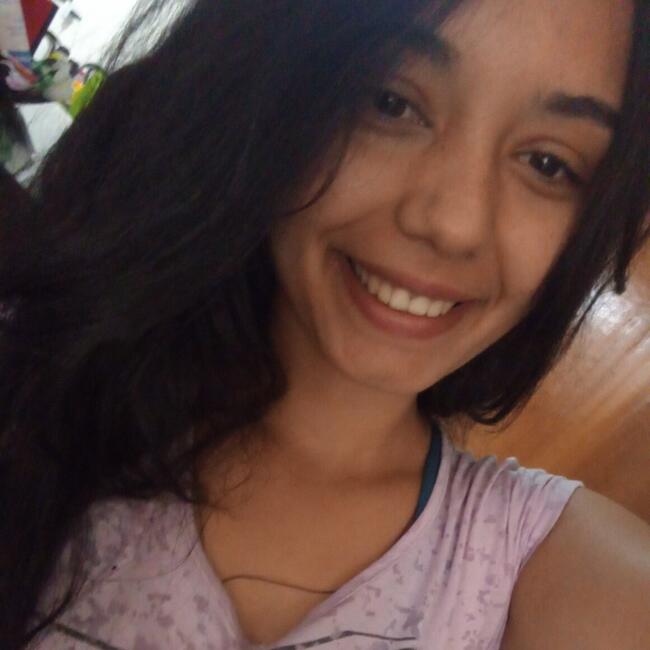 Babá em Águas Lindas de Goiás: Kemilly Gabrielly