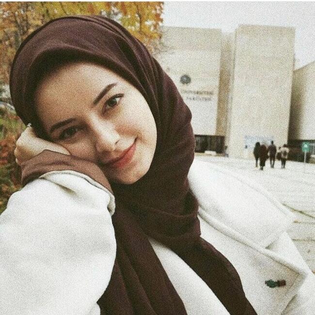 وظيفة جليسة أطفال في العلا: Esra