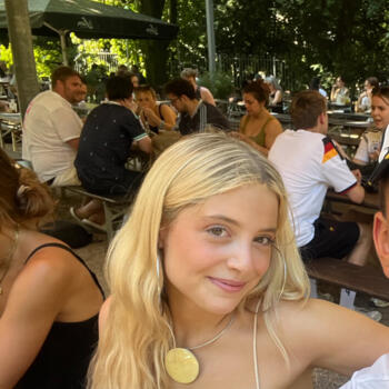 Babysitter in Cologne: Pauline