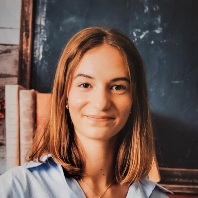 Babysitter in Maureillas-las-Illas: Fanny