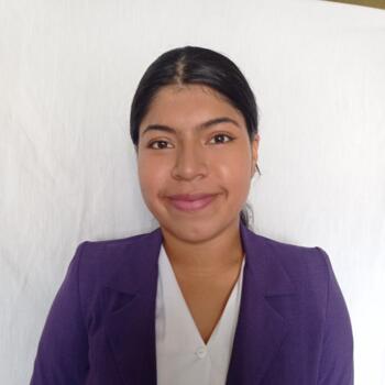 Babysitter in Santo Domingo de los Colorados: Cristina
