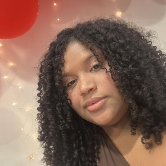 Babá em Fortaleza: Tainara