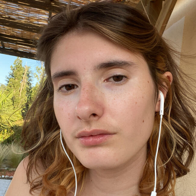 Babysitter in Maurepas: Justine