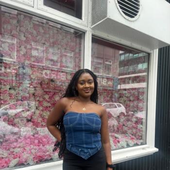 Babysitter in Kopavogur: Rafiatu