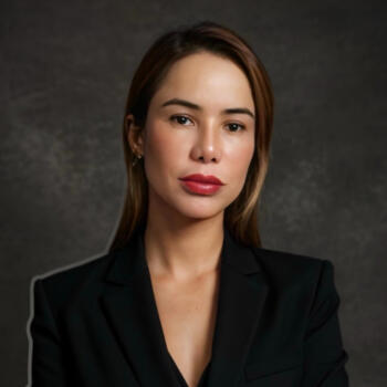 Babysitter in Rio Tinto: Paula mendes