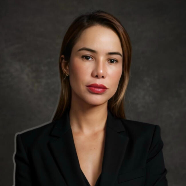 Babysitter in Rio Tinto: Paula mendes
