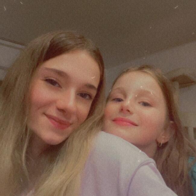 Babysitting job in Saint-Vit: Lea