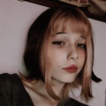 Babysitter in Blumenau: Júlia