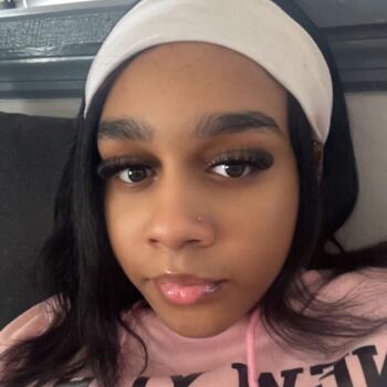 Babysitter in New York: Saniyah