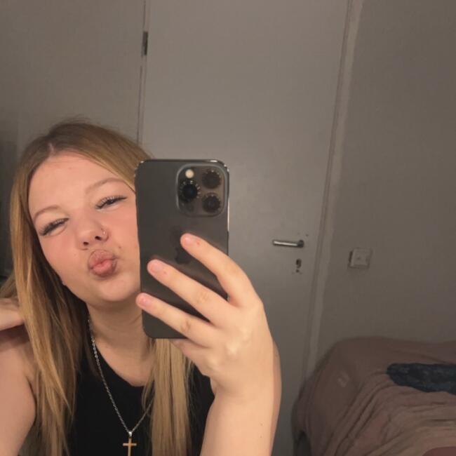 Babysitter in Krefeld: Mia