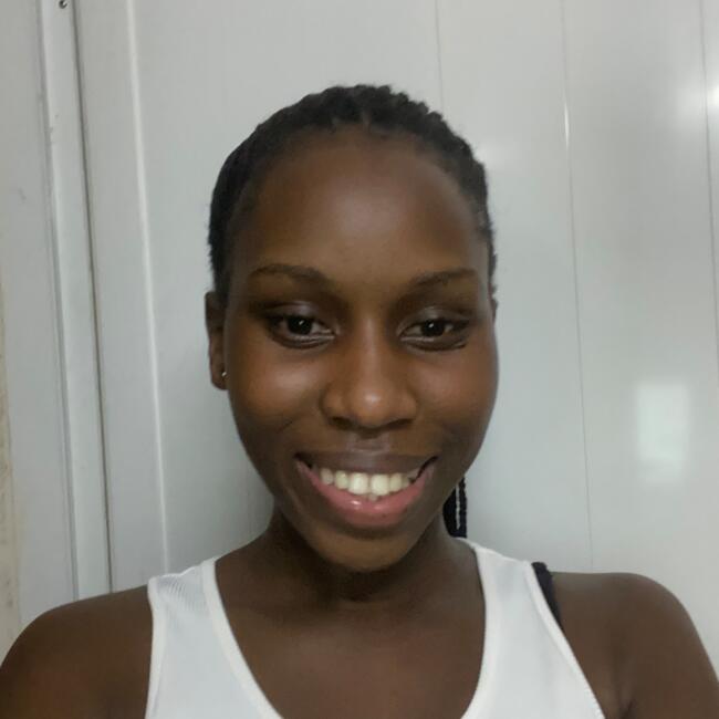 Nanny in Dubai: Evelyne