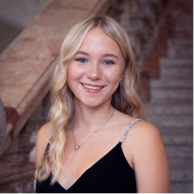 Babysitter in Hohenzell: Sarah