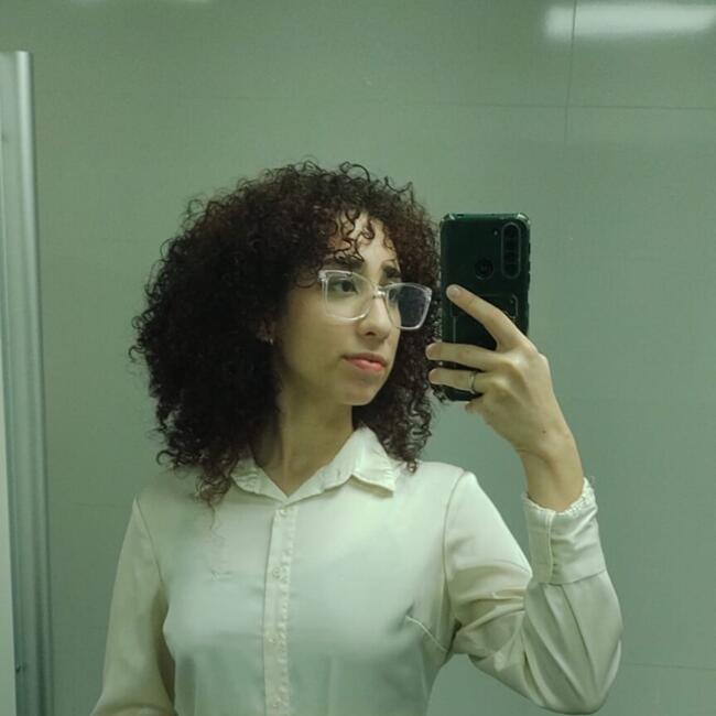 Babá em Brasília: Yasmim