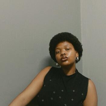 Babysitter in Port Elizabeth: Gaopaleloe