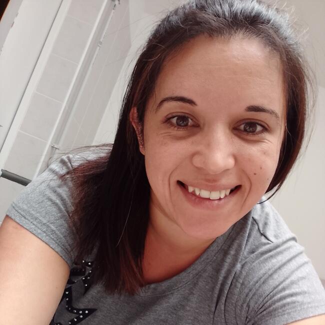 Babysitter in Córdoba: Evelina Rocio