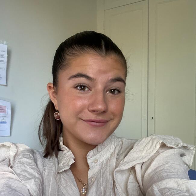 Babysitter in Nantes: Loane