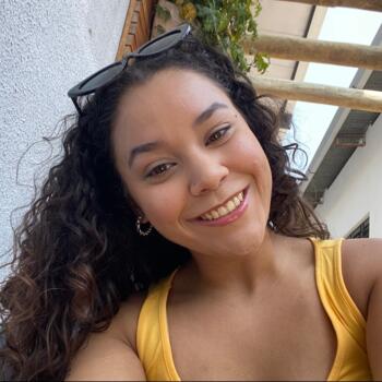 Babysitter in West Newton (Massachusetts): Isabelle