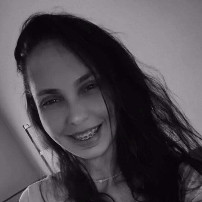 Babysitter in Serra: Francielle