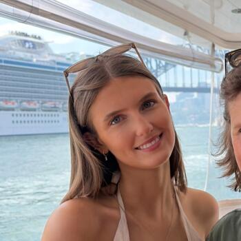 Babysitter in Newcastle: Anna