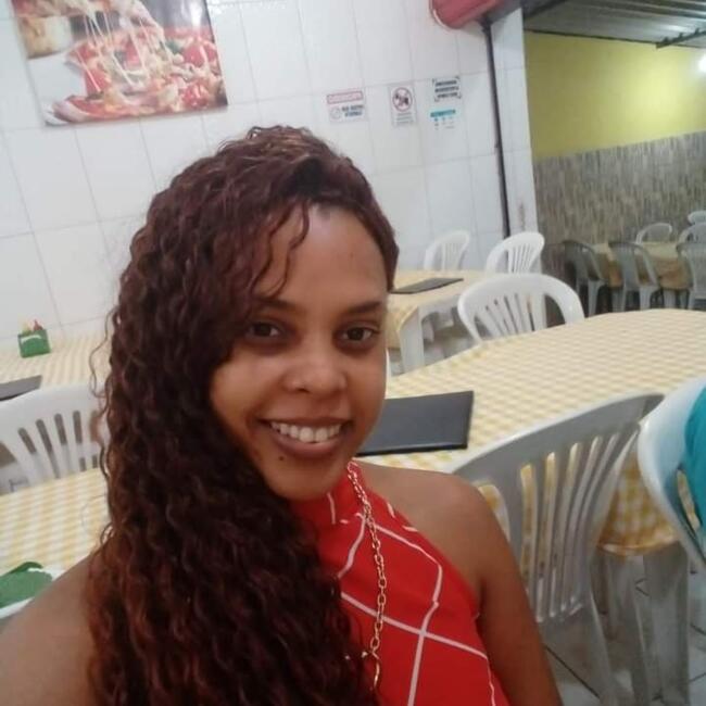 Babysitter in Salvador: Regiane