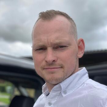 Barnvaktsjobb i Vallberga: barnvaktsjobb Tomas