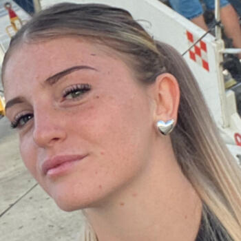 Babysitter a Napoli: Giulia