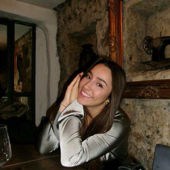 Babysitter in Naples: Martina