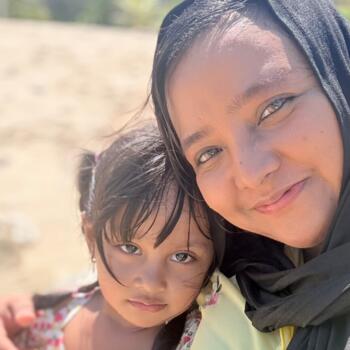 Lowongan pekerjaan babysitting di Jakarta: Mita