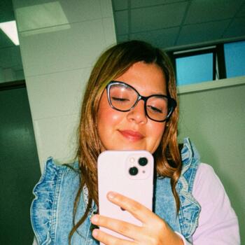 Babysitter San Carlos: Carolina Andrea