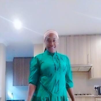 Nanny in Emalahleni: Linnet