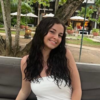 Babysitter in Nice: Lilou